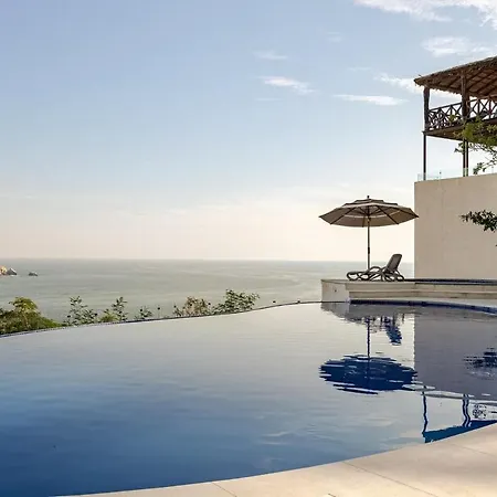 3Br Apt In Acapulco With Pool And Private Club